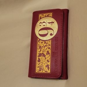 NWOT Harry Potter Platform 9 3/4 Red & Gold Wallet
